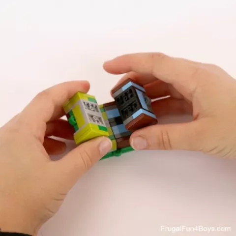 Blockheads: LEGO Infinity Cube