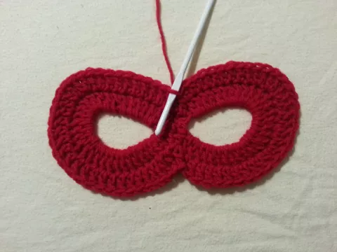 Yarn Nerds: Crochet Superhero Mask