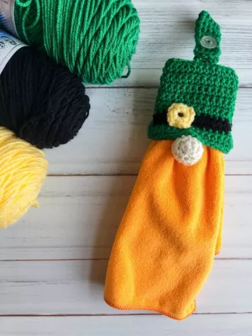 Yarn Nerds: Crochet Towel Topper