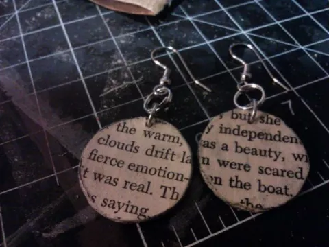 DIY Literary Earrings - Salem Library