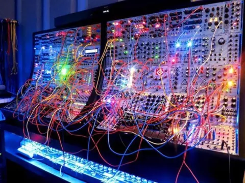 Hobby Hunters: Voltage! Modular Synthesis for Beginners